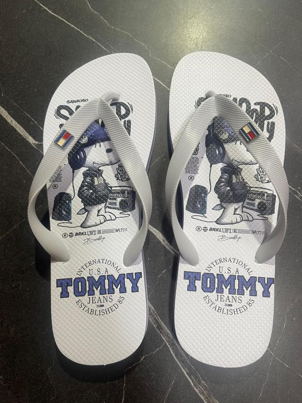 Chinelo TOMMY Branco Snoopy
